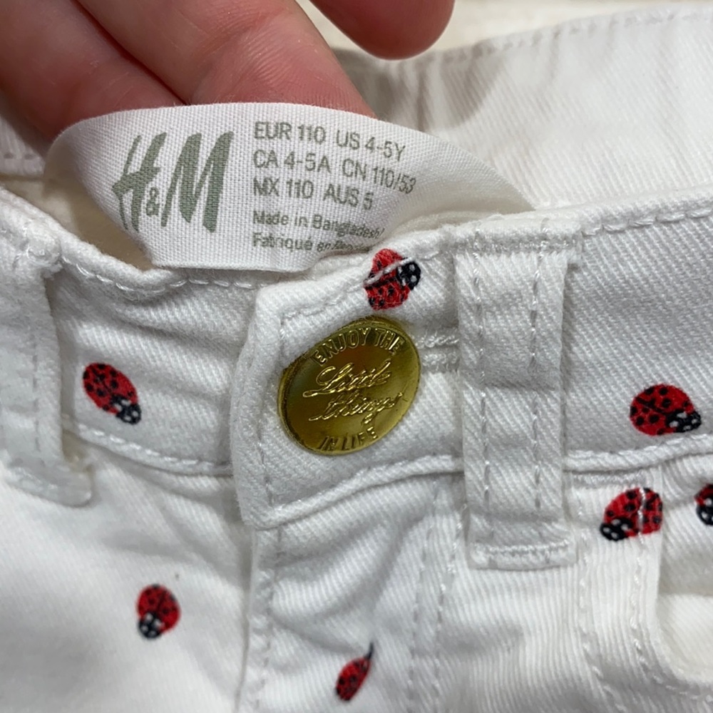 4-5 Years toddler white denim shorts ladybugs H&M - Picture 4 of 9